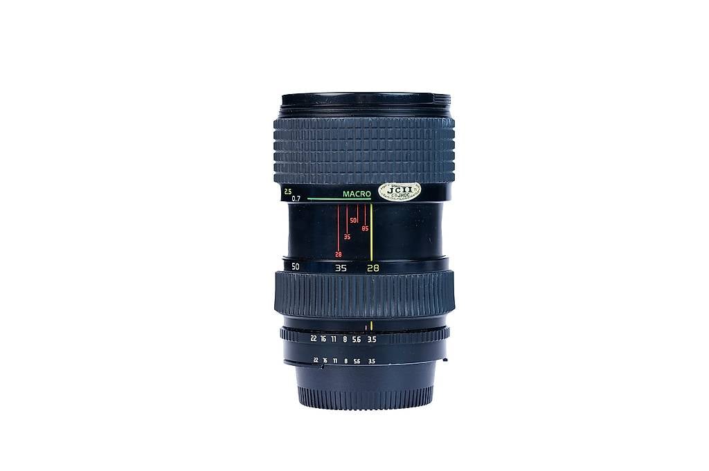 Tokina 28-85mm Zoom zu Nikon FE/FE2