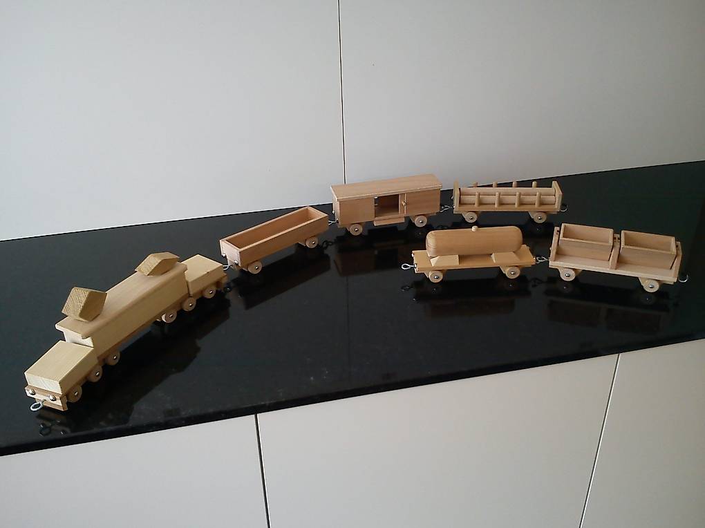 Holz Modellbahn, Holzeisenbahn, Modelleisenbahn Spur 0