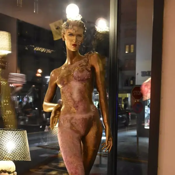 Suche Ausstellungsfläche oder Schaufenster