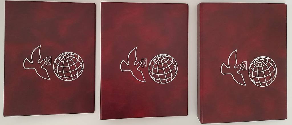 3 neue A4 Ordner mit Aufdruck 32,5x24,5 cm