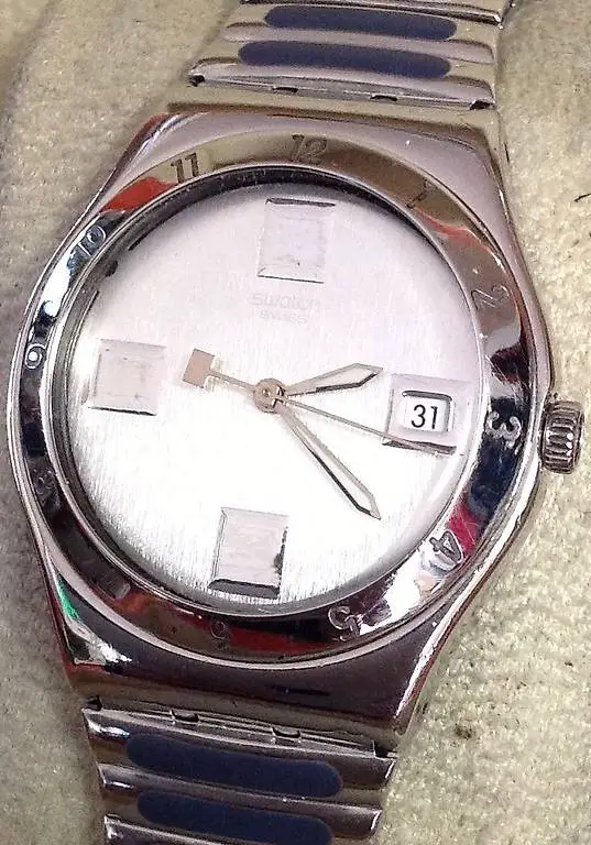 Swiss Swatch Irony Quarz Stahlband Topp Zustand wie neu