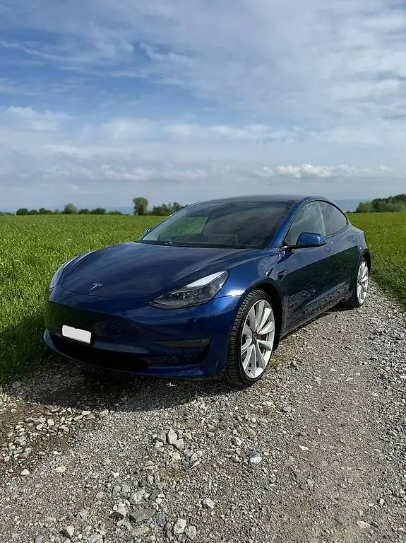 Tesla Model 3 Performance D