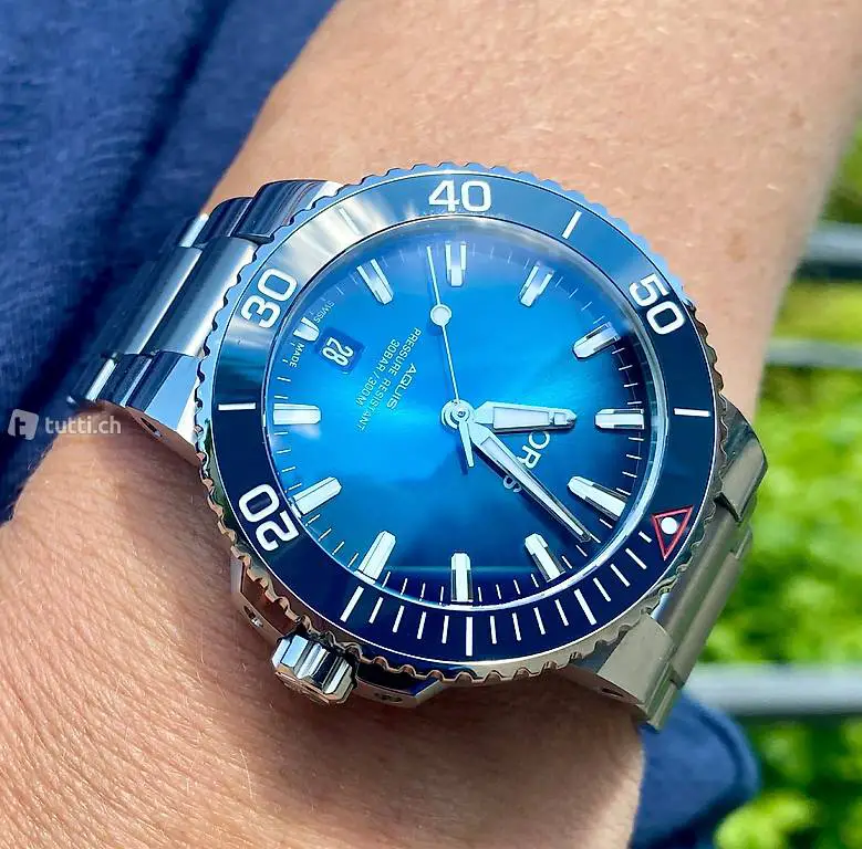 Oris Aquis Date Limited Edition Clean Ocean