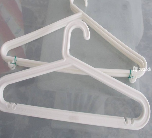 KLEIDERBÜGEL aus Kunststoff - 8 Stk.-Inkl. Versand