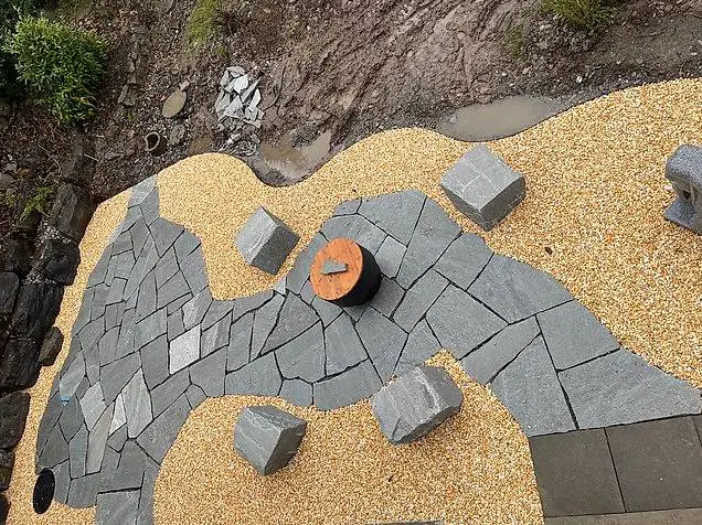 gartenplatte mosaikplatten soglio quarzit polygonal formwild