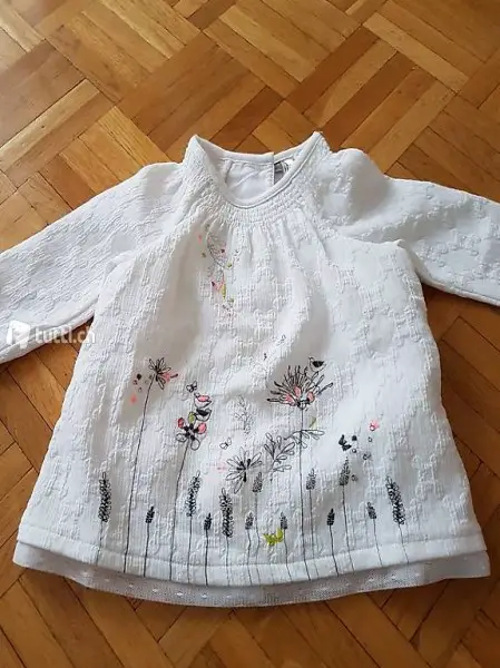 pull blanc avec dessin