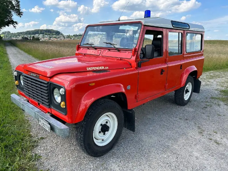 land rover 110 v8