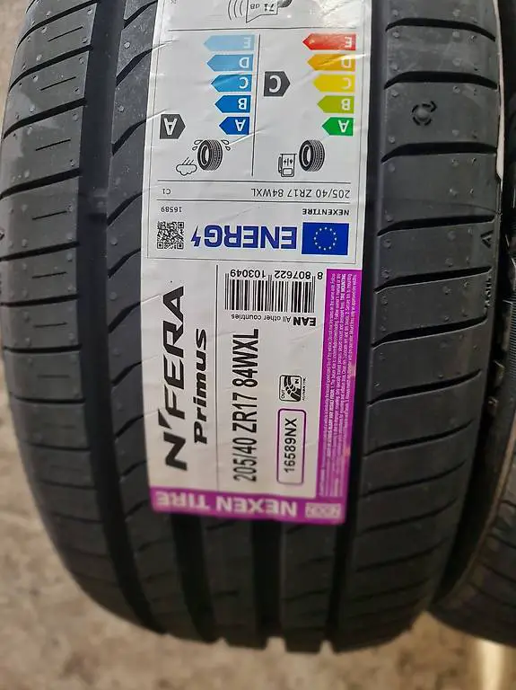 Sommerreifen 205 40 17 Nexen