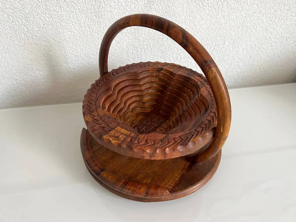 Klappbare Holzschale / Korb