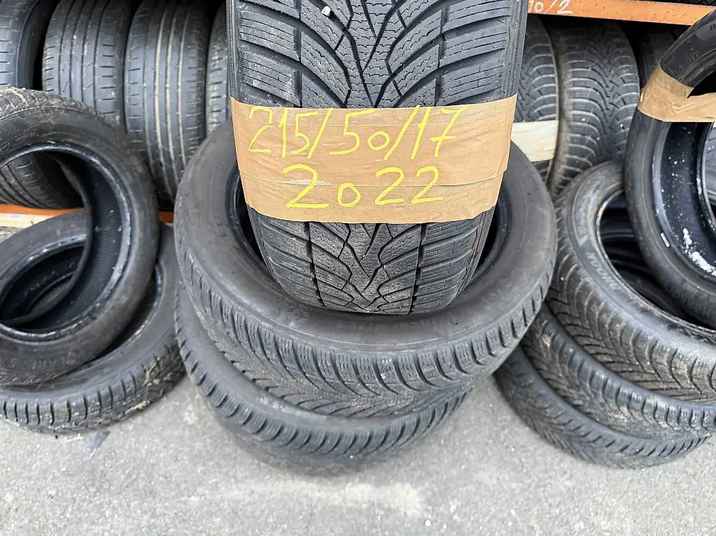 4 Winterreifen 215 /50 /17