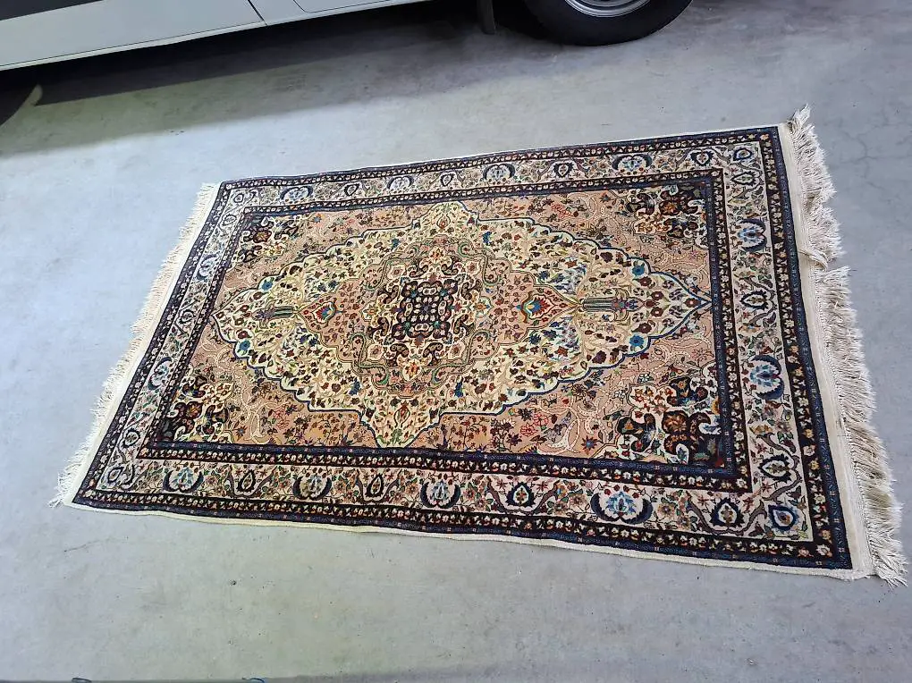 toller edler Orientteppich 230 x 143 cm