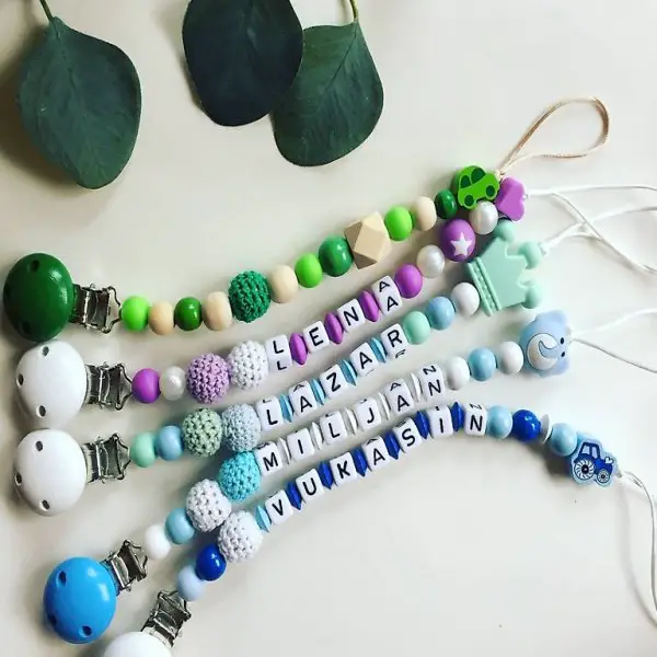 Schnullerketten mit Namen