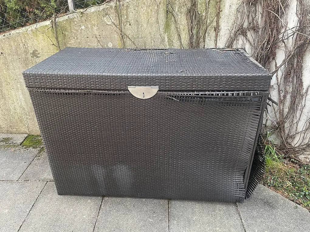 Gartenbox aus Ratan