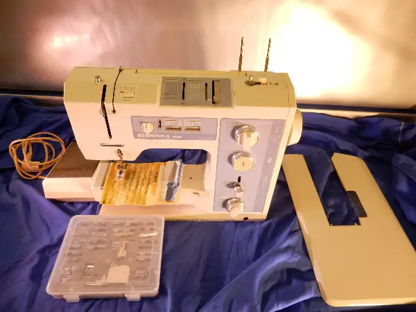 Bernina 1030 Revidiert