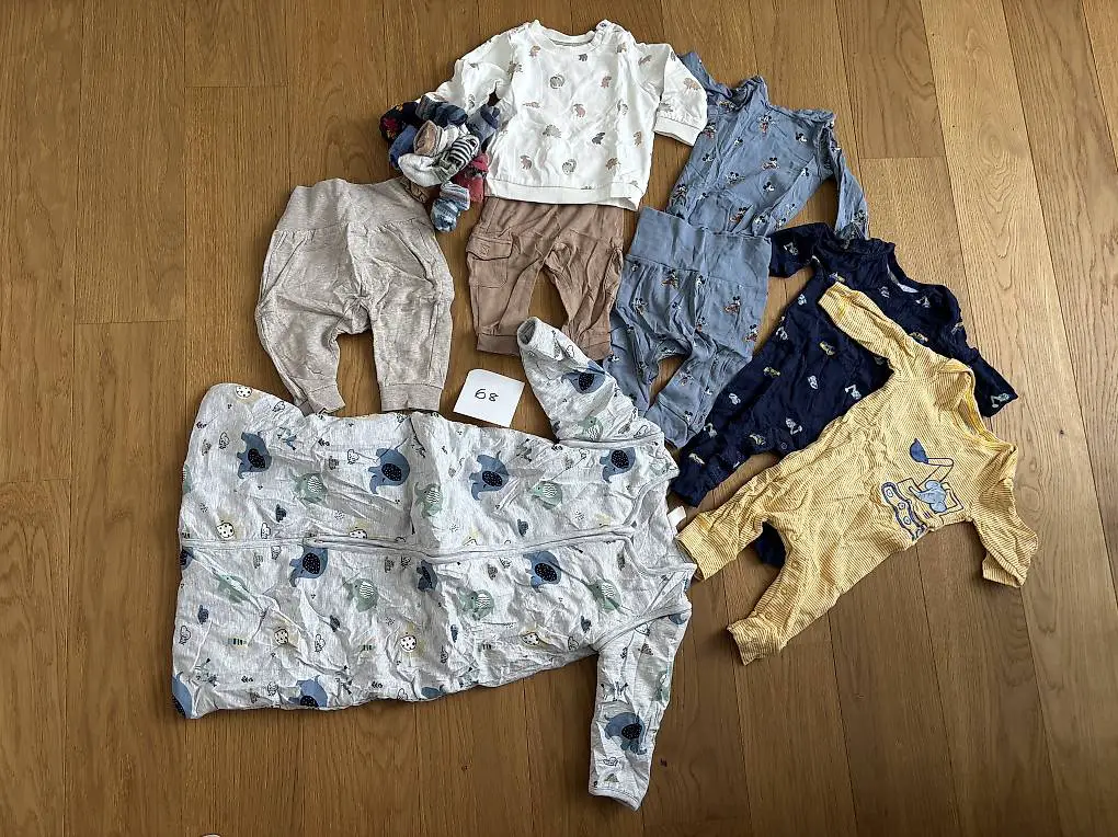 Kleiderpaket Baby Grösse 68