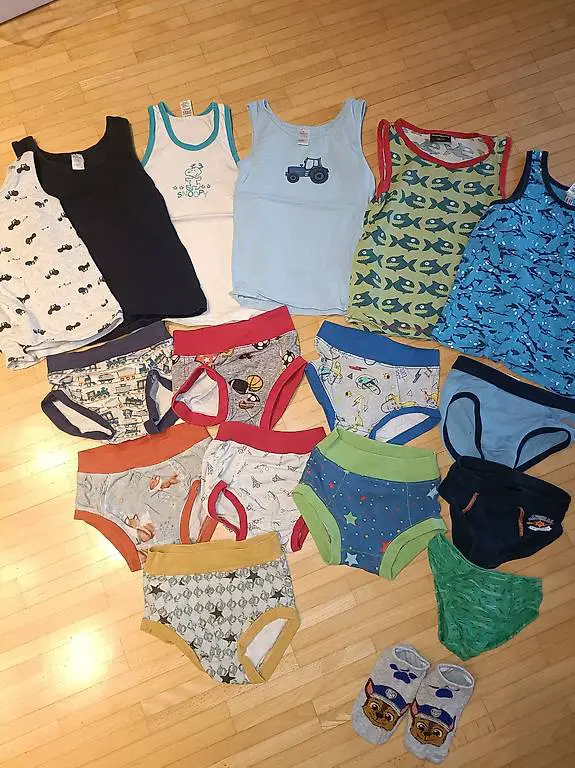 Unterwäsche Set gr 104/110/116 Unterhemd Unterhosen