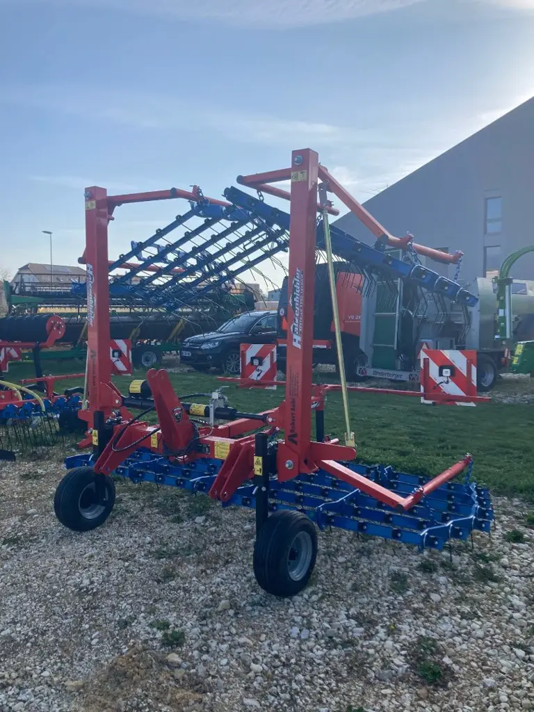 herse à étrille hatzenbichler ***action***