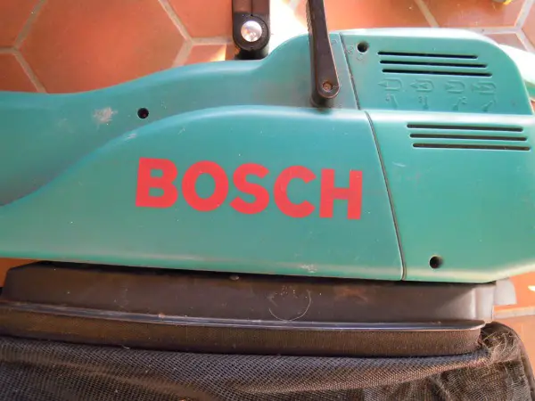 Bosch Laubsauger und Bläser