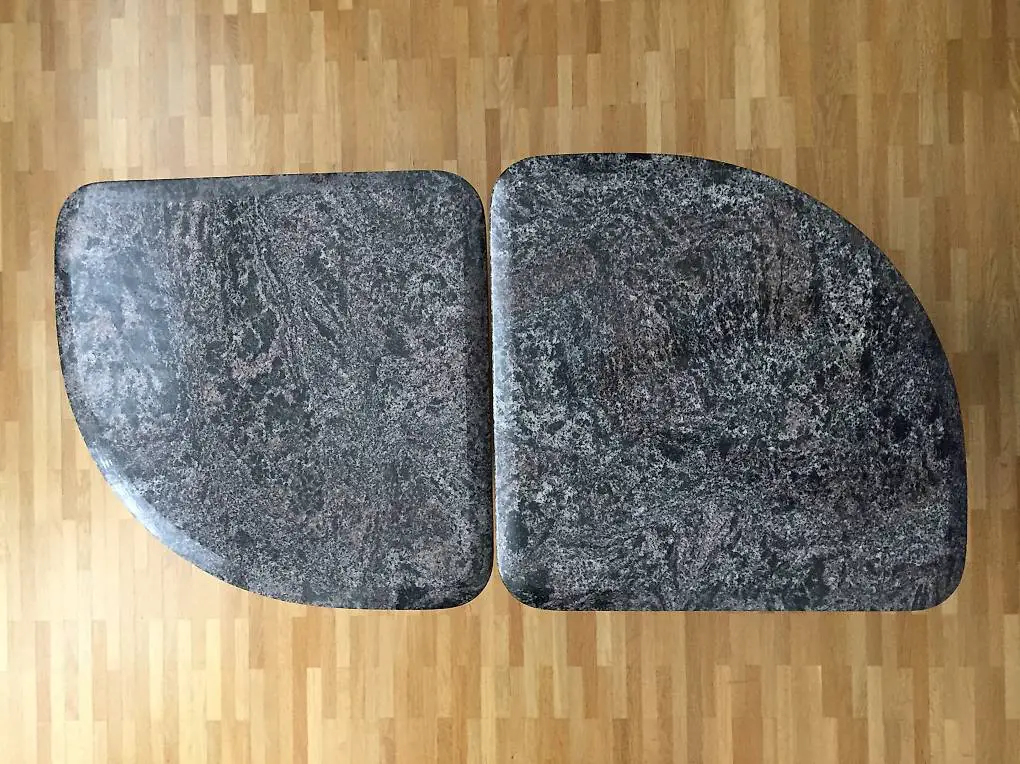 Sofatisch / Couchtisch aus Naturstein Granit Paradiso