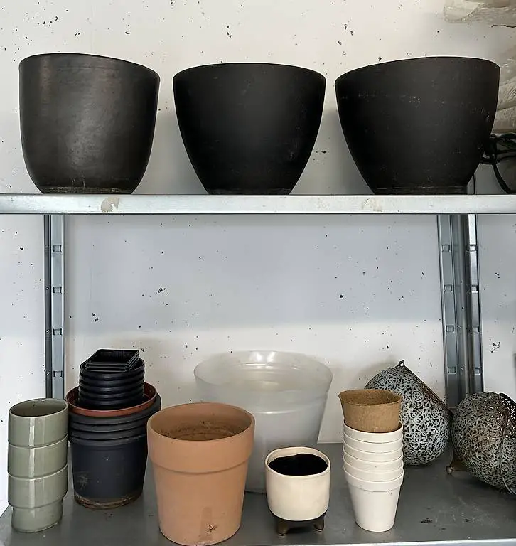 Div. Pflanzgefässe / Blumentöpfe