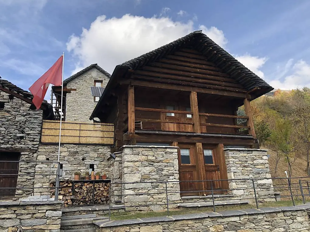 Rustico casa di vacanza a Dagro Ticino