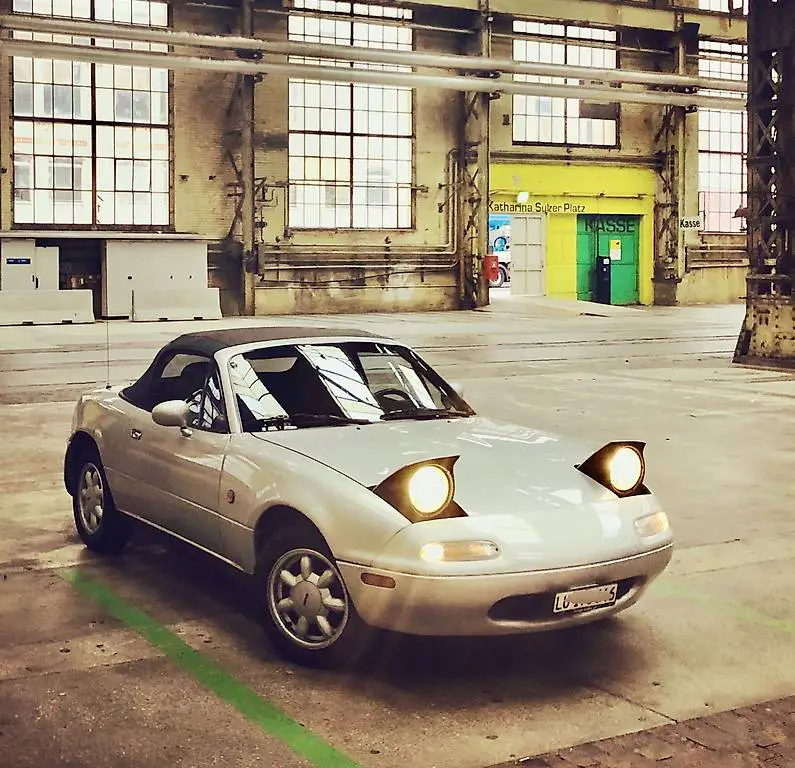 Mazda MX-5 / 1. Generation / Veteranenfahrzeug