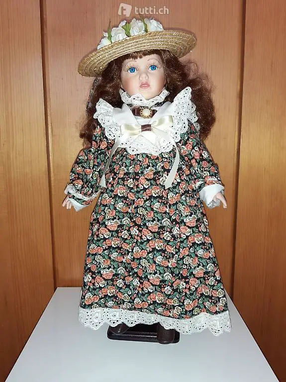 Porzellanpuppen Originalverpackt