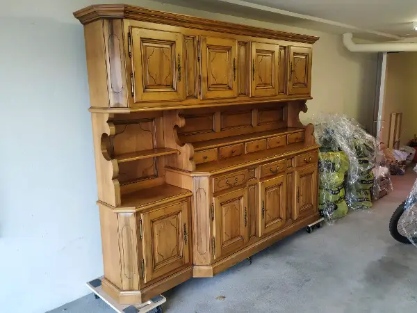 Massivholz-Buffet aus amerikanischem Kirschbaum