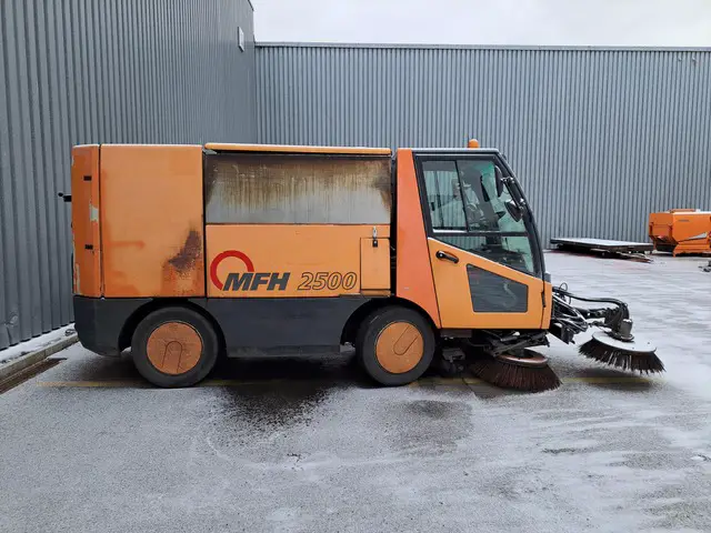 AEBI, Hochdorf MFH 2500, Kommunaldienst