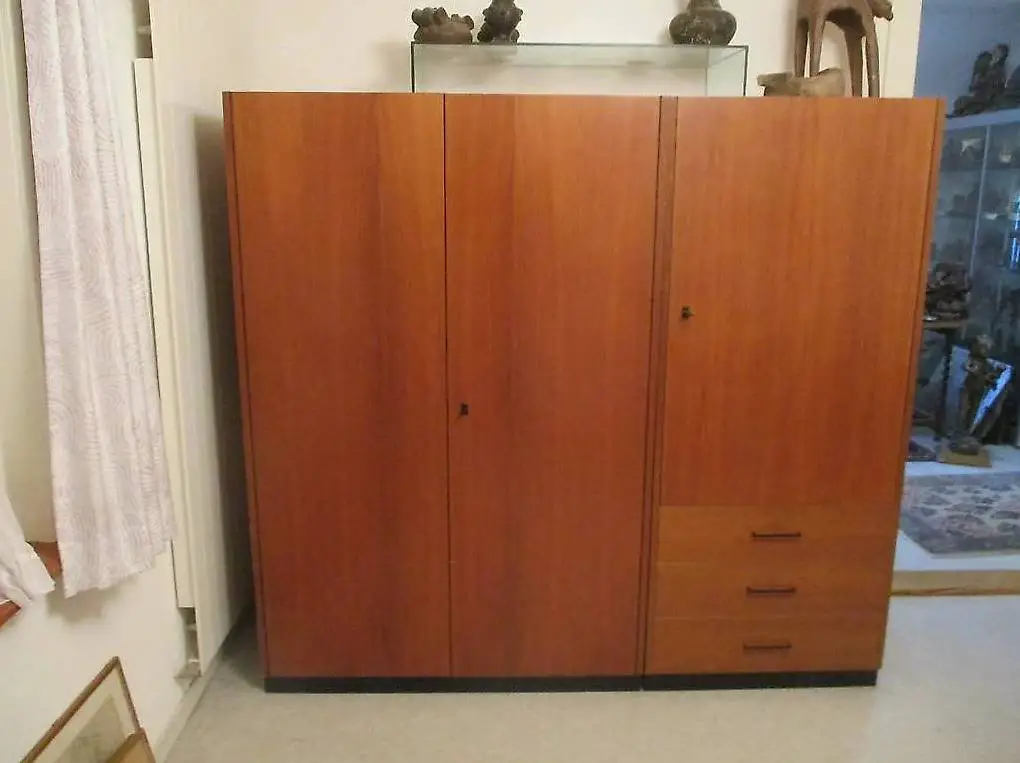 Rockabilly-Kasten Schrank 60er-Hammer Vintage