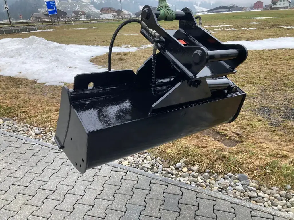 Schwenklöffel Breite 125 cm