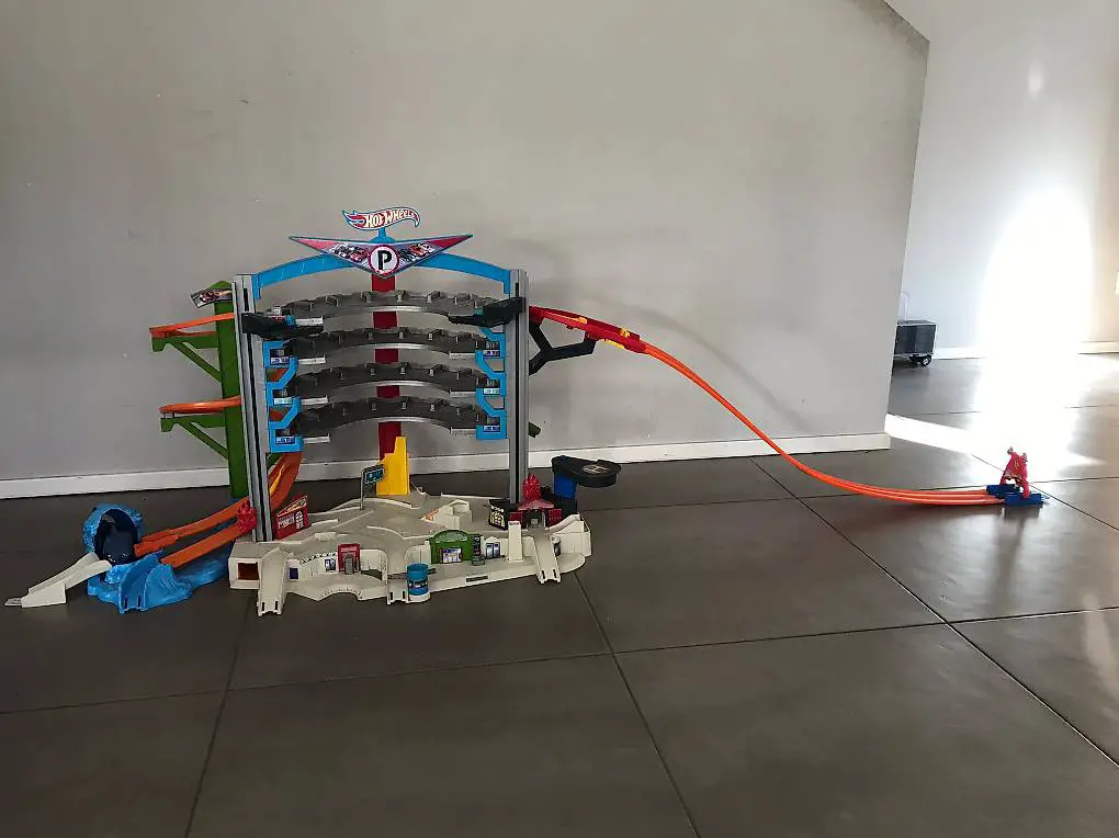 Garage Hot Wheels