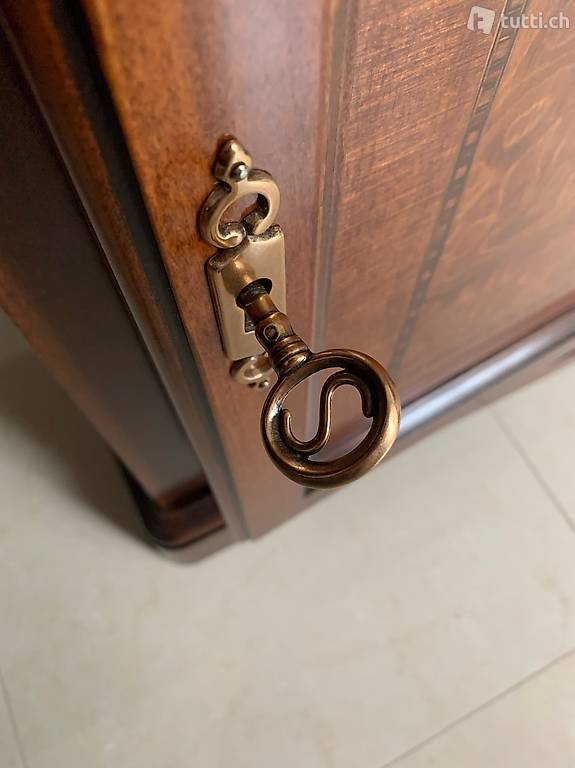 Bürotisch mit Stuhl (Qualitätsmöbel)