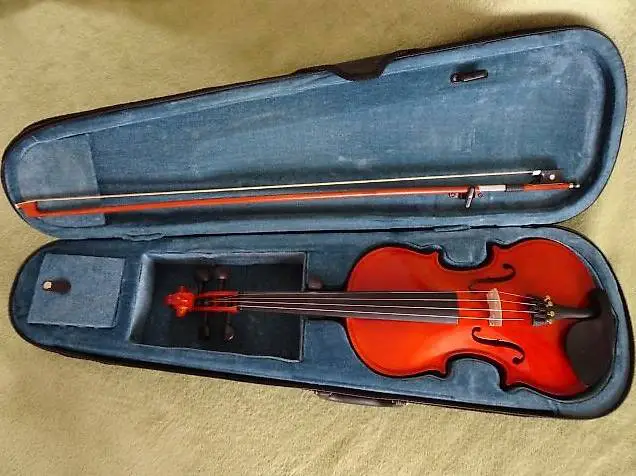 Musikinstrument GEIGE 4/4, Bogen, Geigen-Kasten.