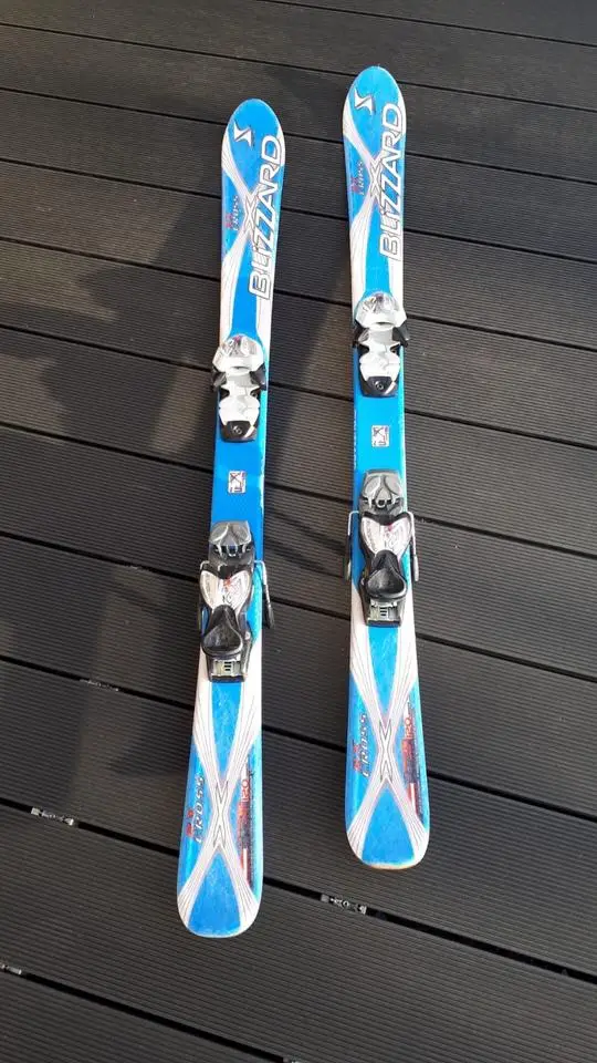 Carving Ski 120 cm mit Skischuhen als Set