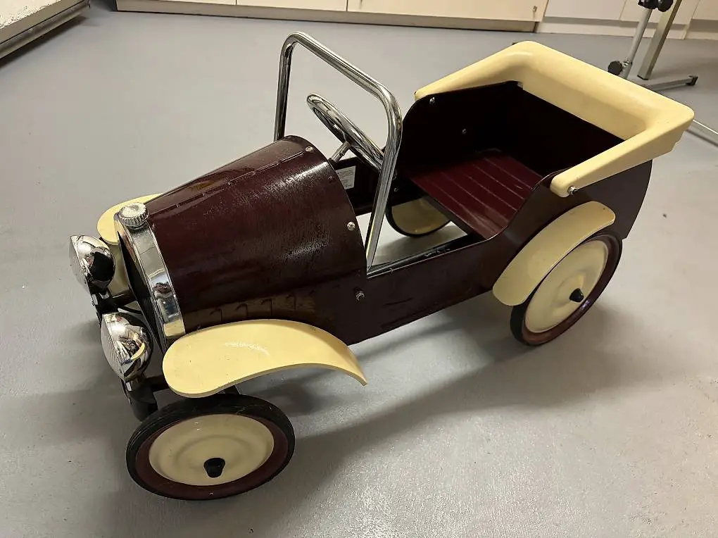 Baghera Tretauto Klassiker weinrot/beige