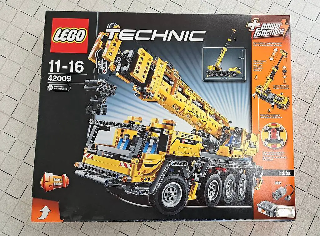 Schwerlastkran 42009