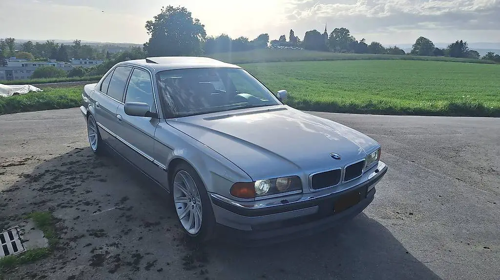 bmw e38 750i v12