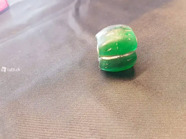 Ring für Halstuch Grün mit Gold