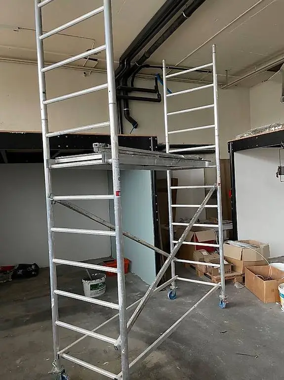 Rollgerüst Montagegerüst für Heim- u. Handwerker