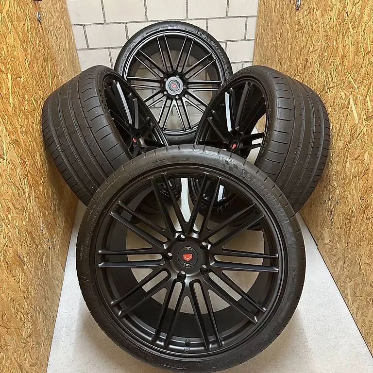 Posche Cayenne S Vossen Schmiede Felgen 5x130 ET 40