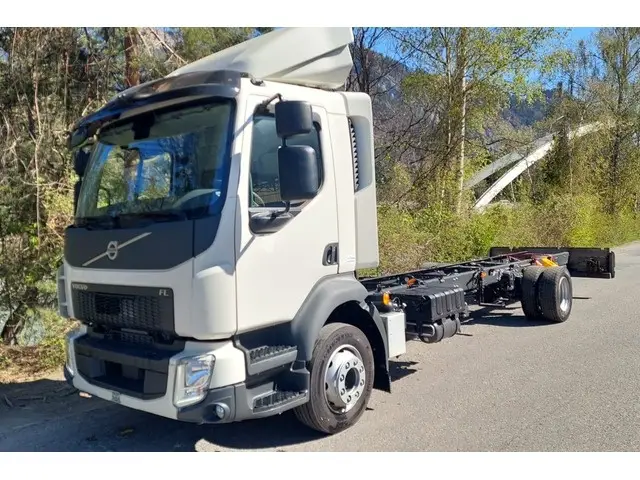 VOLVO, FL280 4x2, Euro 6, 7.40m Chassislänge, Chassis-Kabine