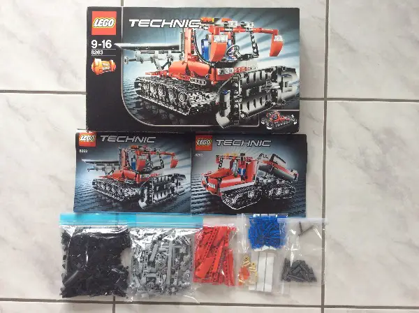 Lego Technic Pistenraupe 8263 in der Originalverpackung