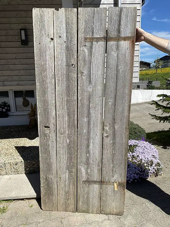 Altholz Tüee ohne Schaniere