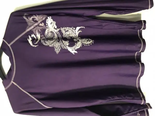 Damen T-Shirt mit Applikationen Gr40