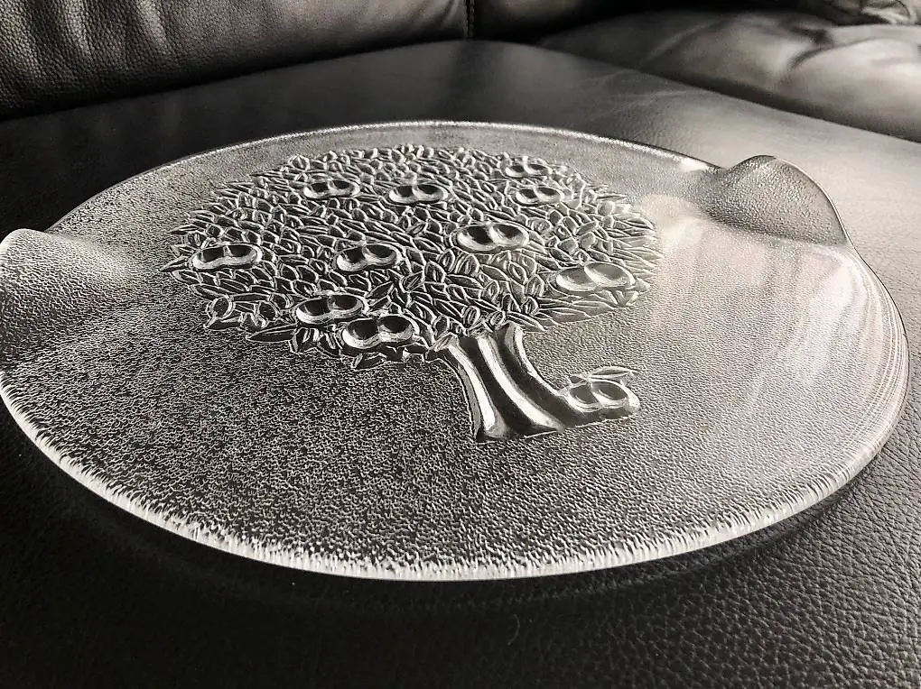 Glasplatte für Torten / Käse usw