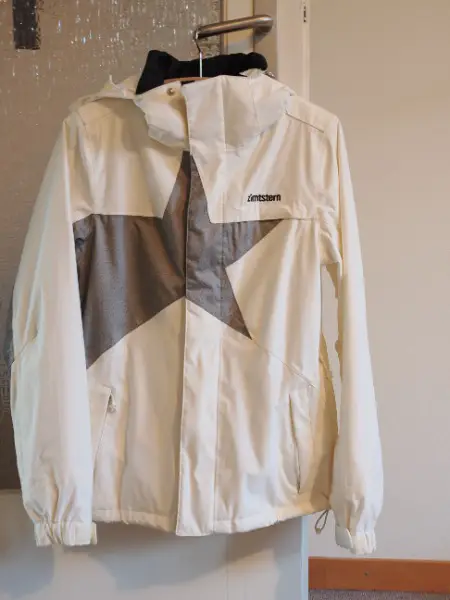 Coole Zimtsternjacke mit altem Logo (gibt es nicht mehr)