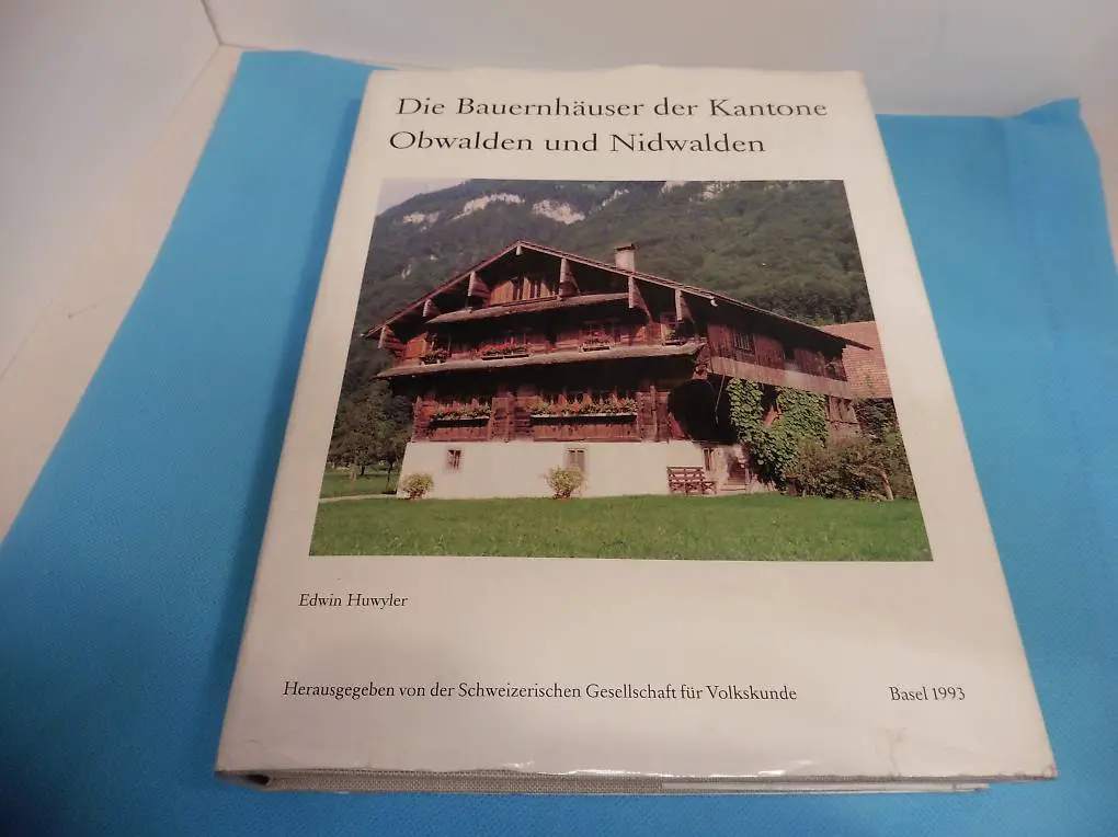 Die Bauernhäuser der Kantone Obwalden und Nidwalden. Bd. 20.