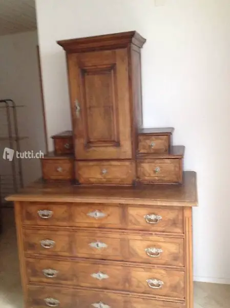  Buffet H 178, Unterteil 85, B 135, T 70 (Nr 445)