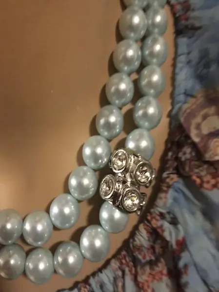 Perlenkette mit Swarovski-Magnet-Verschluss
